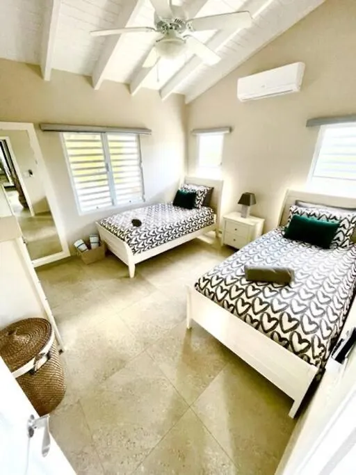 New* Tropical Modern Townhouse In Sxm Villa Simpson Bay